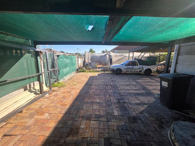 13 Bedroom Property for Sale in Klipkop Western Cape